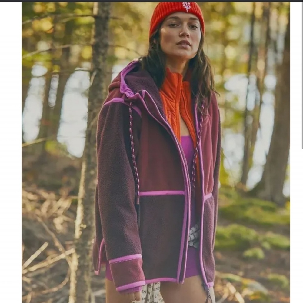 Free People Two-Tone Berry & Pink Hooded Fleece Jacket - Picture 3 of 9